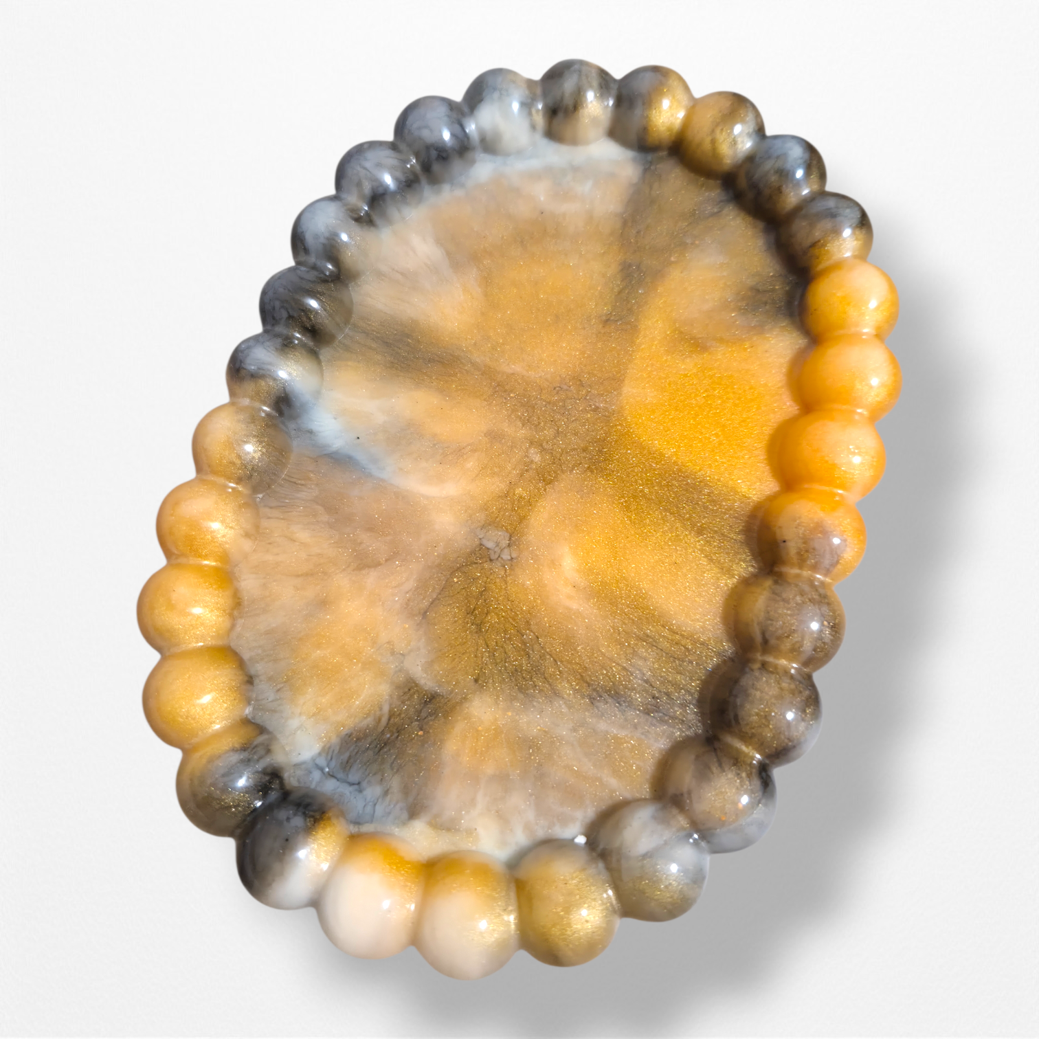 ✨ PerlaSun – Handgefertigter Epoxidharz-Untersetzer mit Perlenrand